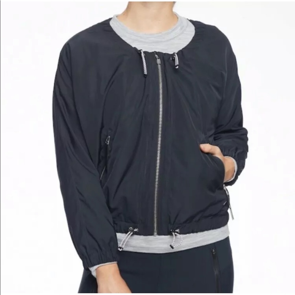Athleta Chill Bomber Navy Size L Euc, Lined
